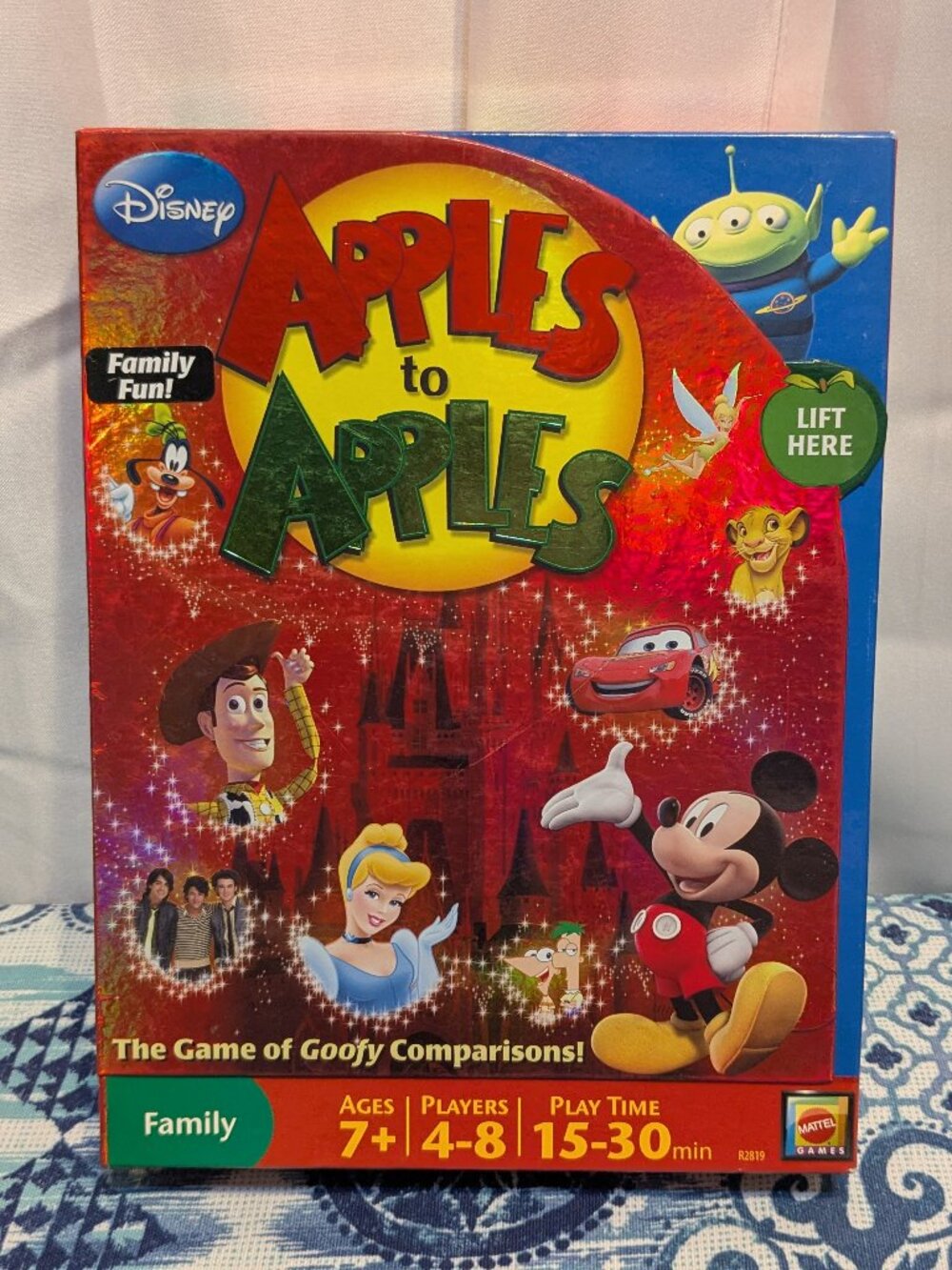 Disney Apples to Apples Game COMPLETE Mattel 2009 Family Party Pixar Cars Mickey